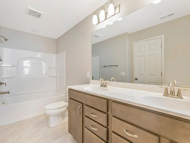 5589 Callaway Dr — Photo 25