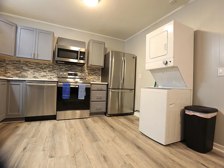 3 Keith Ave — Photo 5