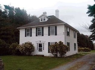 1474 Wapping Rd, Middletown, RI 02842