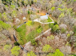 5247 Highway 70 E, Mc Ewen, TN 37101