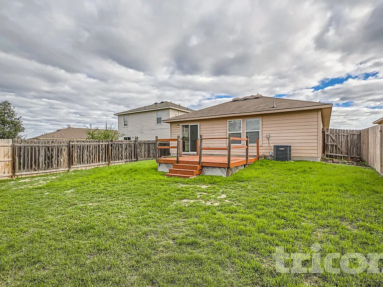 9227 Dublin Hts — Photo 18
