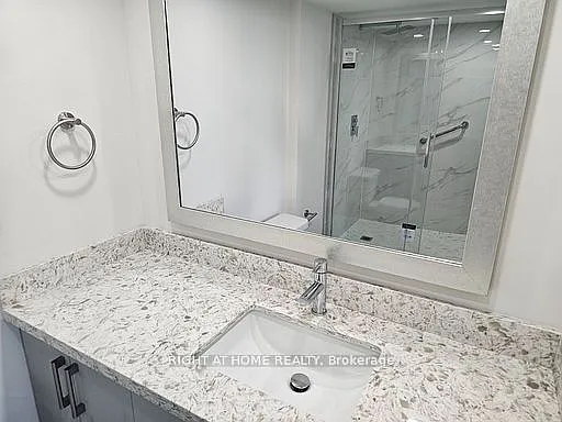 3700 Kaneff Cres #H8 — Photo 17