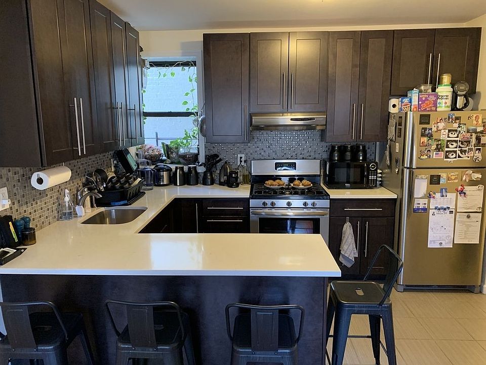 1st image of 2217 19th St APT 34