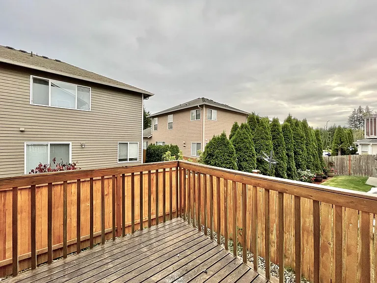 1304 175th Pl SW — Photo 29