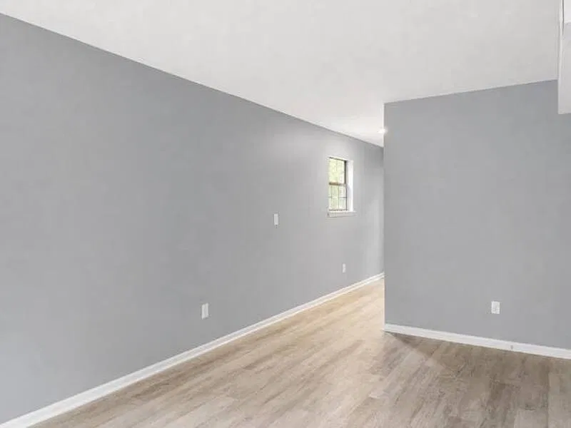 2 bed, 1.0 bath, 930 sqft, $1,295 — Photo 3