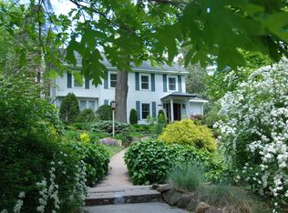 717 Oak Knoll Ave, River Falls, WI 54022