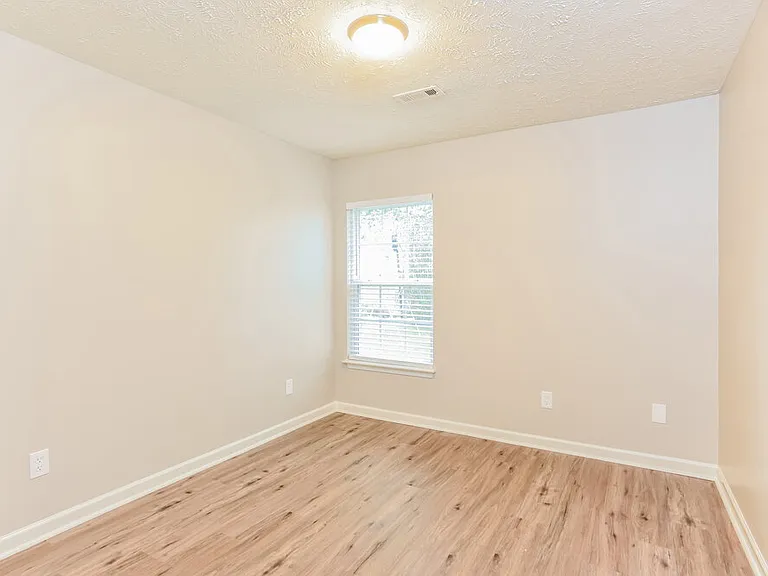4002 Deer Run Trce — Photo 13