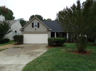 11832 Song Sparrow Ln, Charlotte, NC 28269