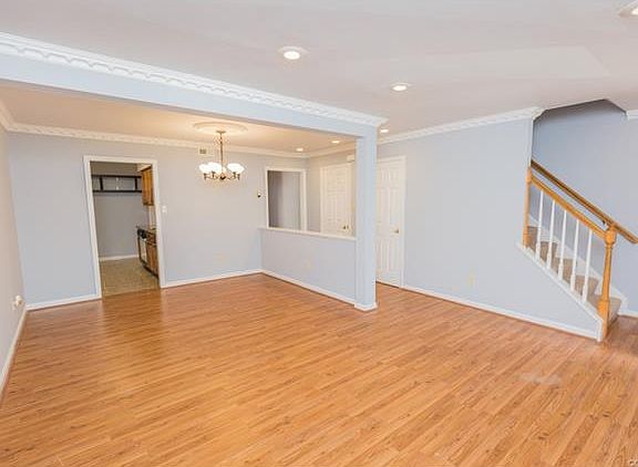5th image of 905 Grayfox Cir #905