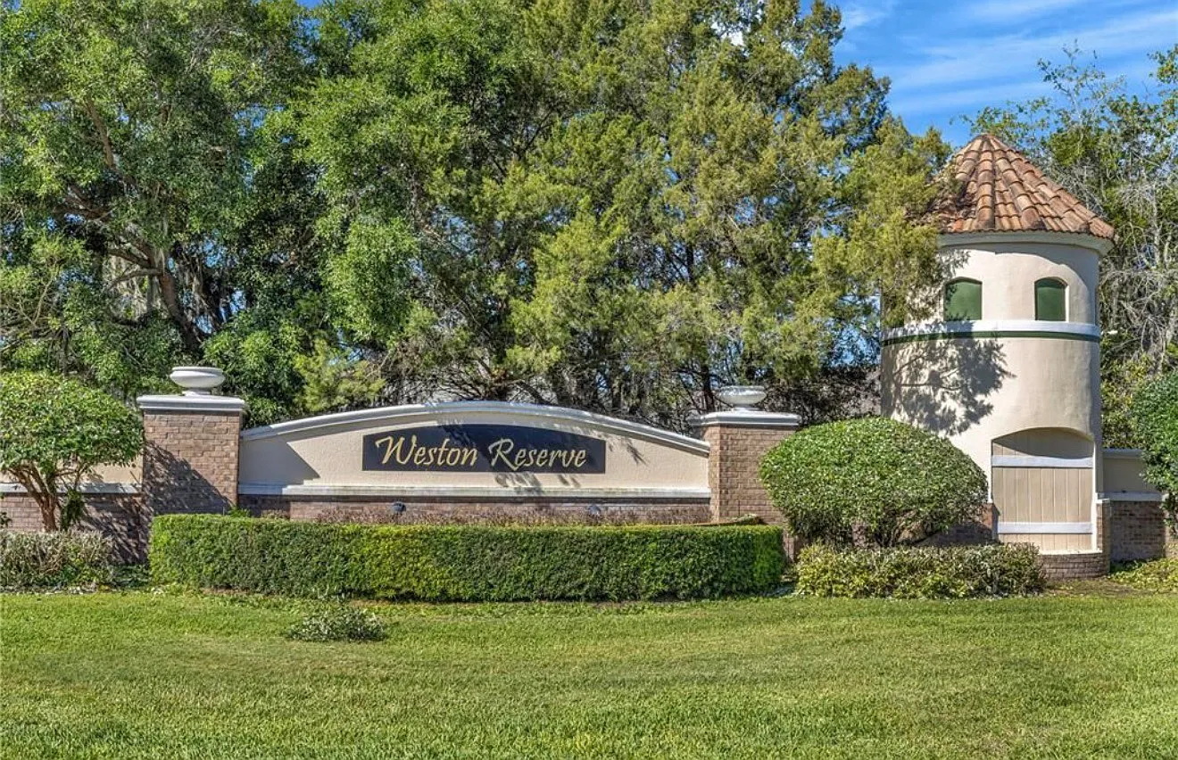 4 bed, 2063 sqft, $2,800 — Photo 2