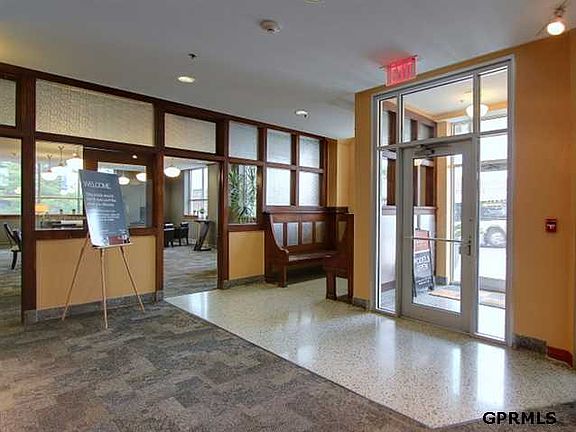 3rd image of 1502 Jones St #Penthouse 4