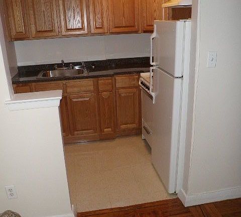 3rd image of 14325 41st Ave APT 502