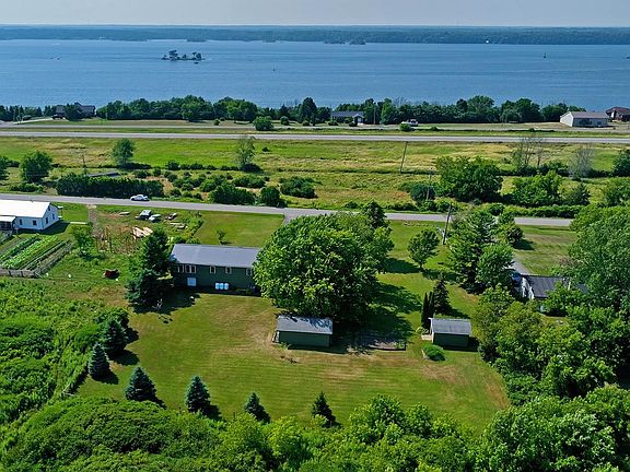 5th image of 116 River Rd