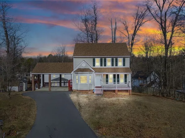 2902 Tributary Ct, Chester, VA 23831