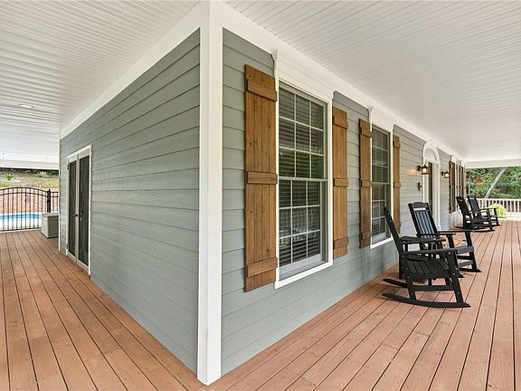 4th image of 320 Watson Rd