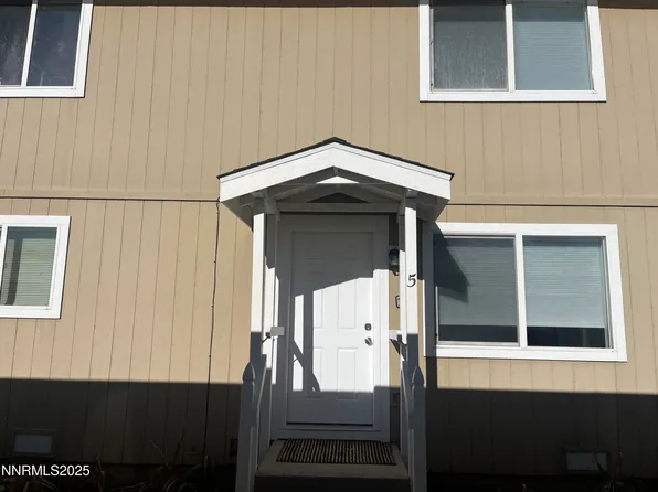 1265 Redwood Cir APT 5, Gardnerville, NV 89460