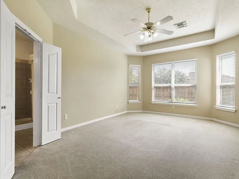 6642 Redberry Glen Ln — Photo 17