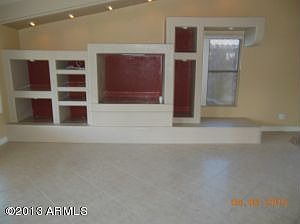 3rd image of 10020 W Potter Dr