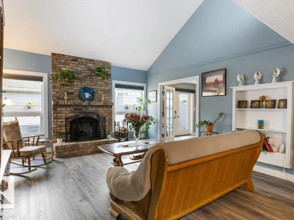 7 Whiteoaks Est, Saint Albert, AB T8N