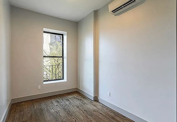 5th image of 640 Lafayette Ave #1R