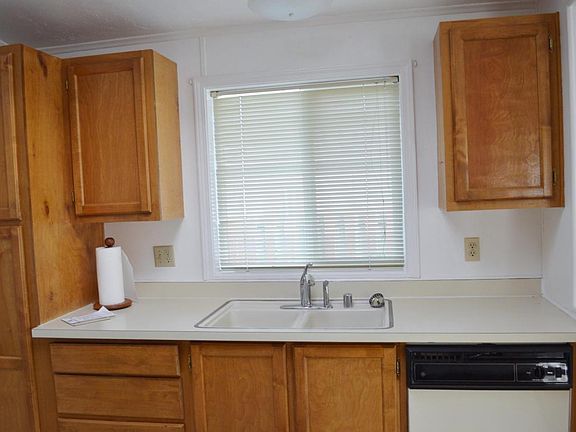 5th image of 6090 NE Evergreen Ln