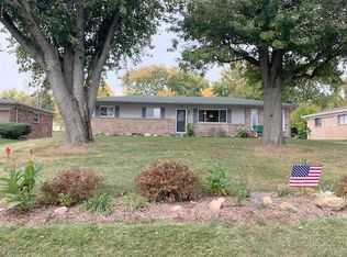 216 N Buck Creek Rd, Indianapolis, IN 46229