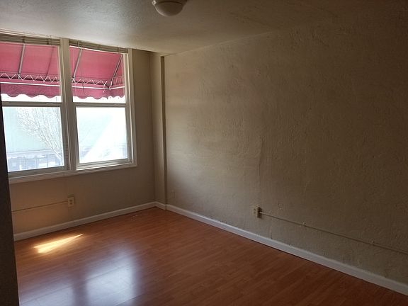5th image of 416 Georgia St