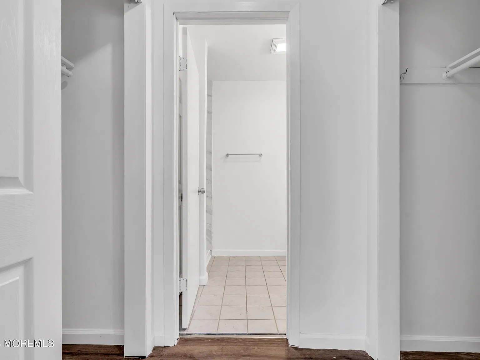2 bed, 1064 sqft, $2,450 — Photo 4