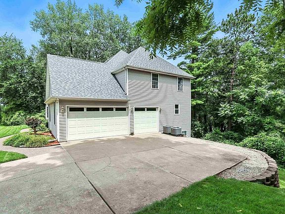 4th image of 801 Foret Mansur