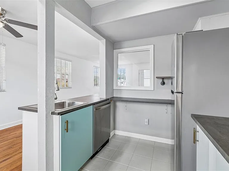 601 Swann Dr — Photo 10