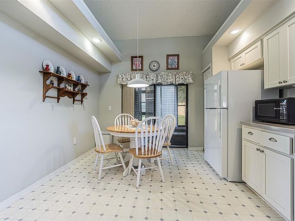 5th image of 13837 LEROUX DRIVE