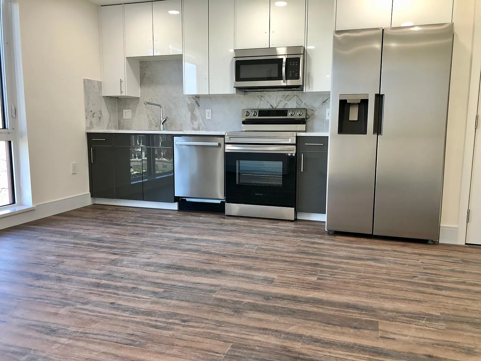 1 bed, 622 sqft, $1,870 — Photo 2