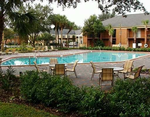 4th image of 151 Lewfield Cir