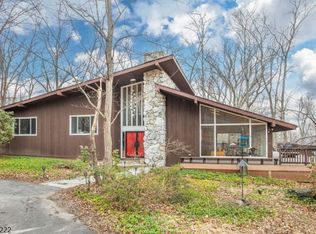 3 Davids Ln, Hillsborough, NJ 08844