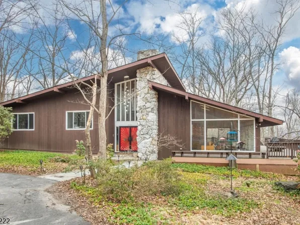 3 Davids Ln, Hillsborough Twp., NJ 08844