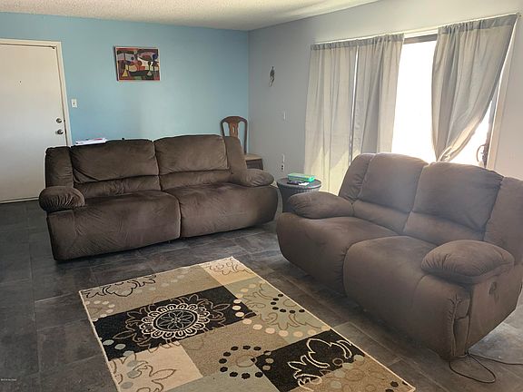 3rd image of 6352 N Barcelona Ln