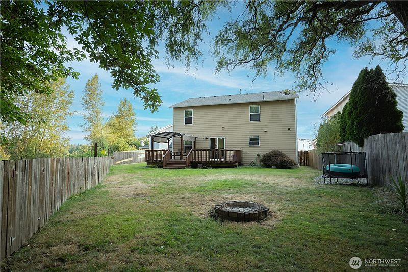 2nd image of 9507 149th Street E