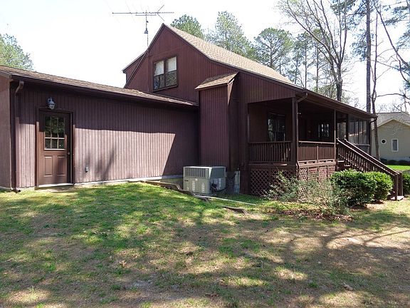 3rd image of 101 Stanley Dr