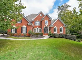 2264 Glenmore Ln, Snellville, GA 30078
