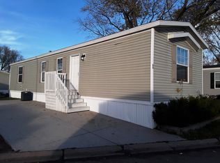 64 Cedar, Justice, IL 60458