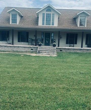 2nd image of 1368 W Highway 12