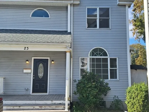 23 Ridgeway Ct #23, Brockton, MA 02301