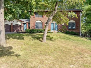 4 Saybridge Ct, Ballwin, MO