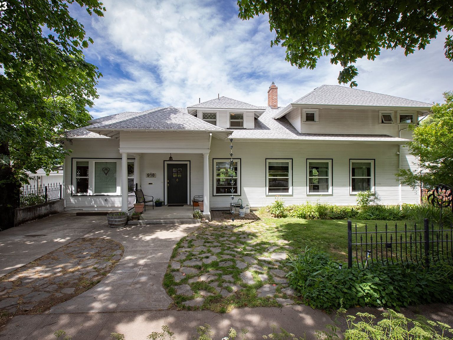 918 Oak St, Hood River, OR 97031 MLS 23589187 Zillow