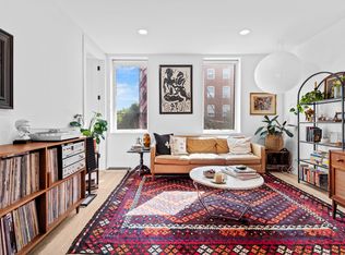159 Franklin St #3, Brooklyn, NY 11222