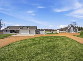 3410 County Road 10 N, Watertown, MN 55388
