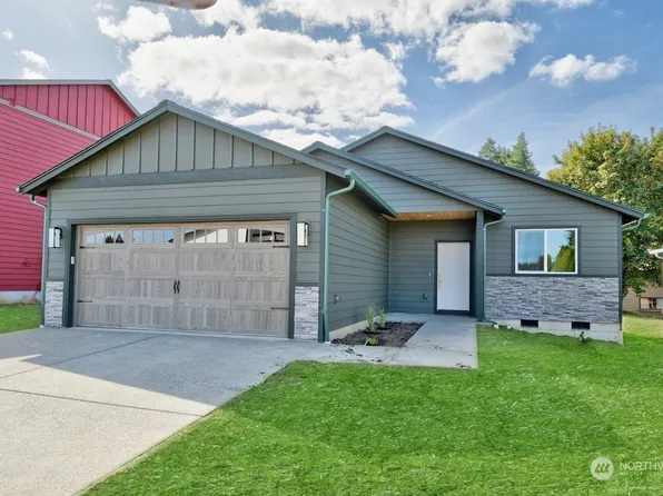 2118 Hawks View Lane, Winlock, WA 98596