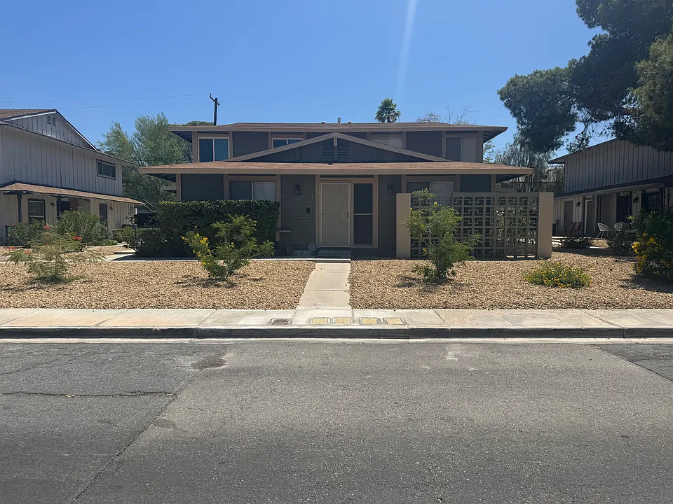 1525 Dorothy Ave #1