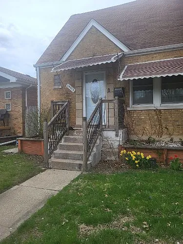 14315 S Michigan Ave Photo 1