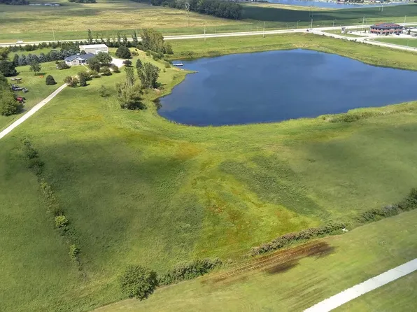 4406 42nd St, Columbus, NE 68601